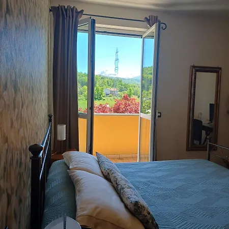 Acero Rosso Nocleg ze śniadaniem
